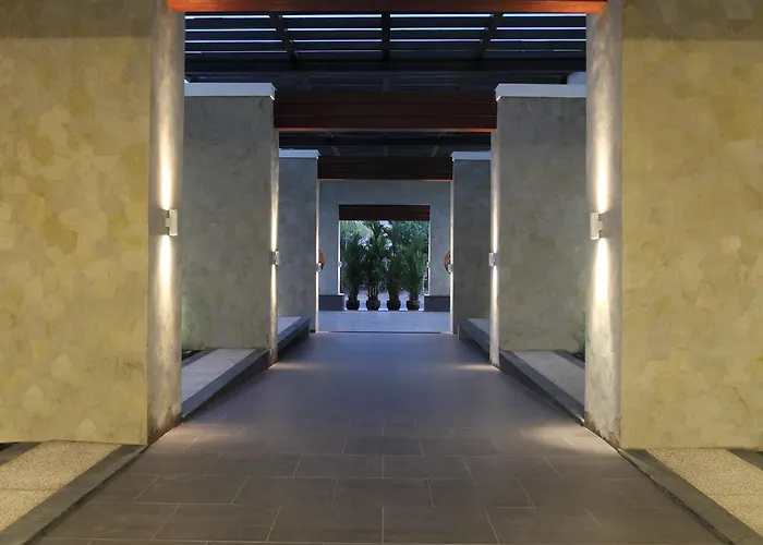 Santika Siligita Hotel