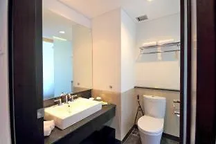 Hotel Santika Siligita